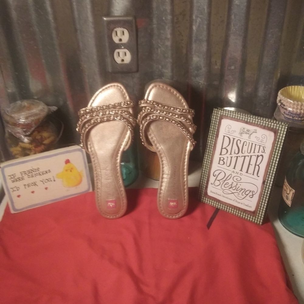 Elaine Turner Sandals - Picture 1 of 7